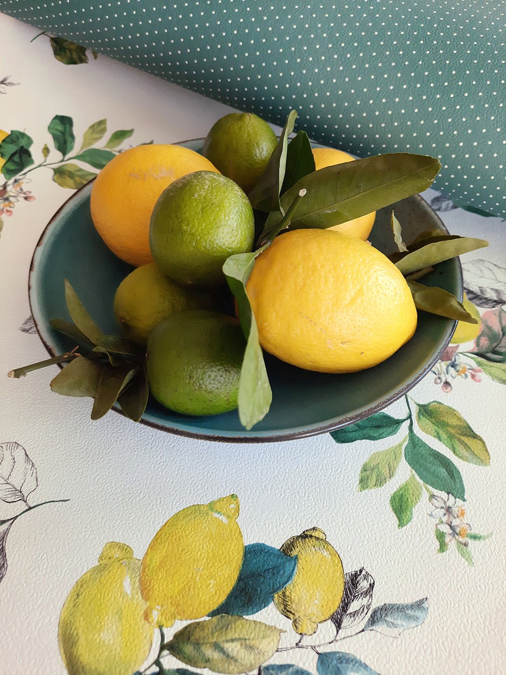 Lemon tee - Hvid, gule, grøn - Malprivat.dk